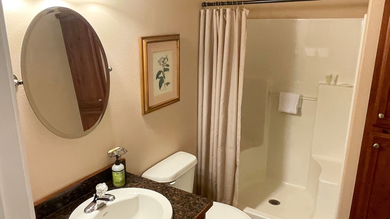 Photo of Bathroom in Hayden Lake