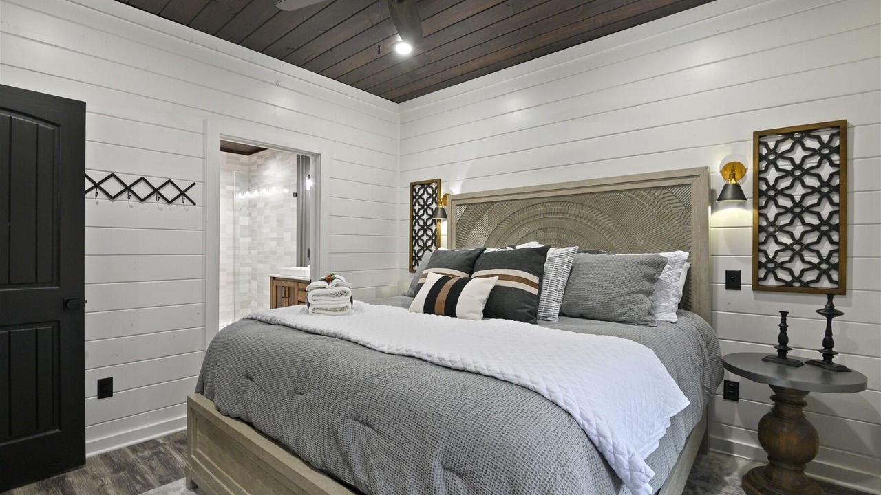 Photo of Bedroom in Broken Bow