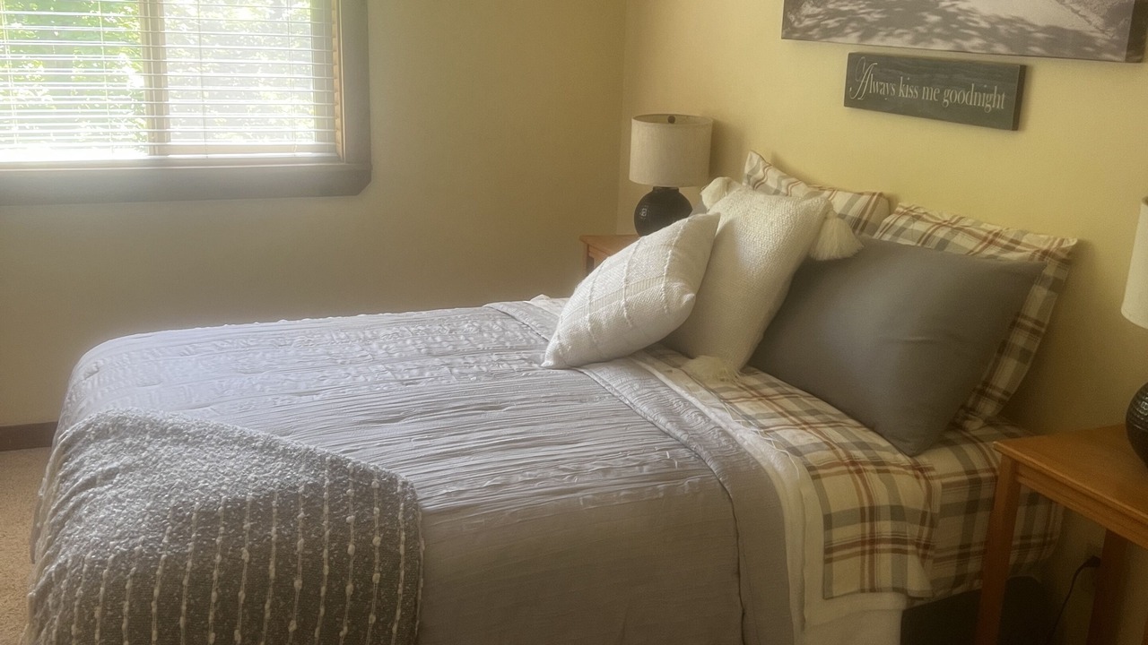 Photo of Bedroom in Hayden
