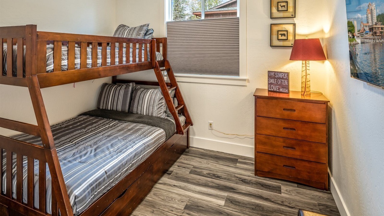 Photo of Bedroom in Ponderay