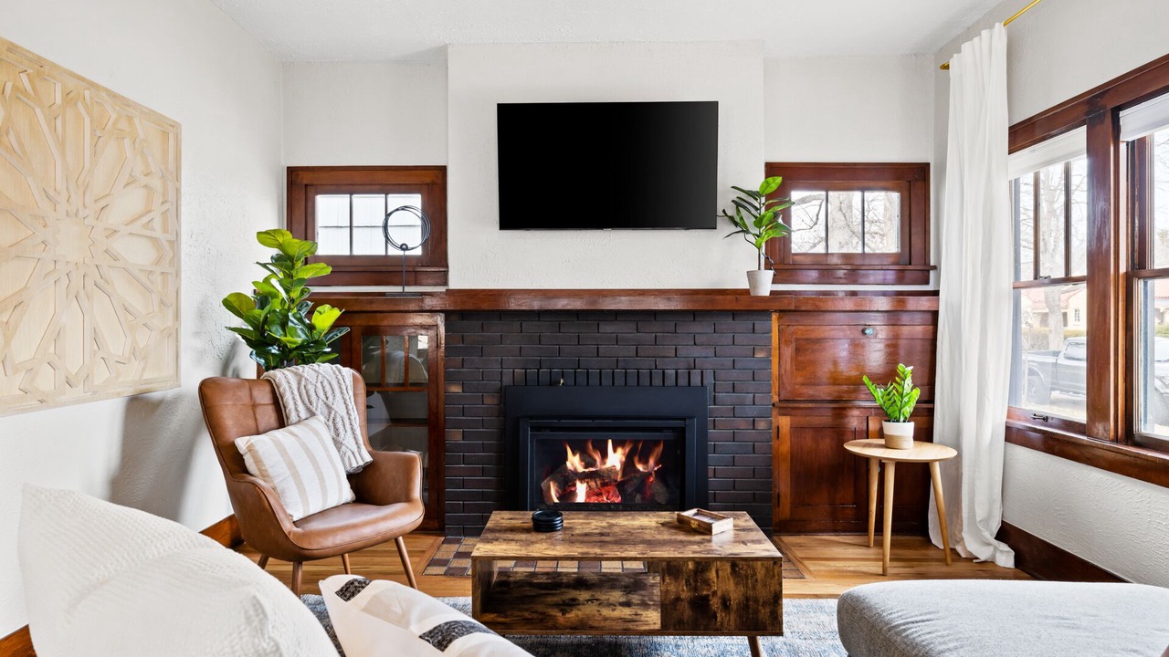 Photo of Livingroom in North End