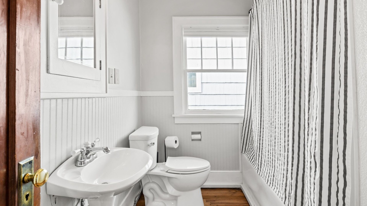 Photo of Bathroom in North End