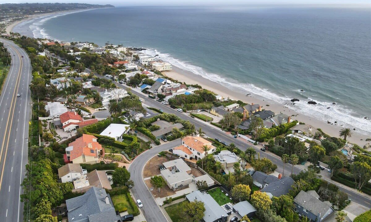 Photo of Others in Western Malibu