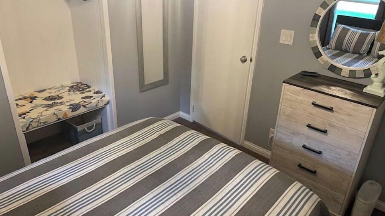 Photo of Bedroom in Greenwood