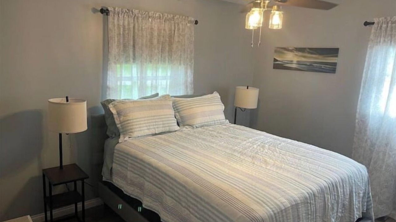 Photo of Bedroom in Greenwood