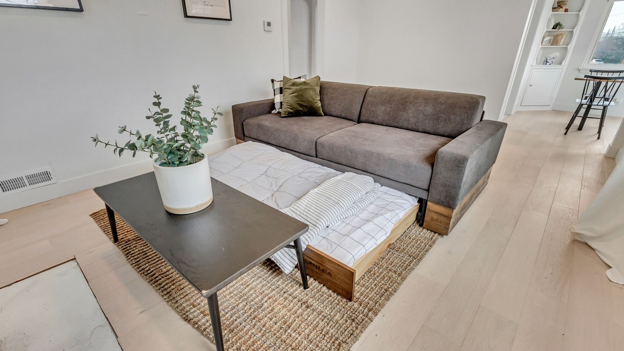 Photo of Livingroom in Millcreek