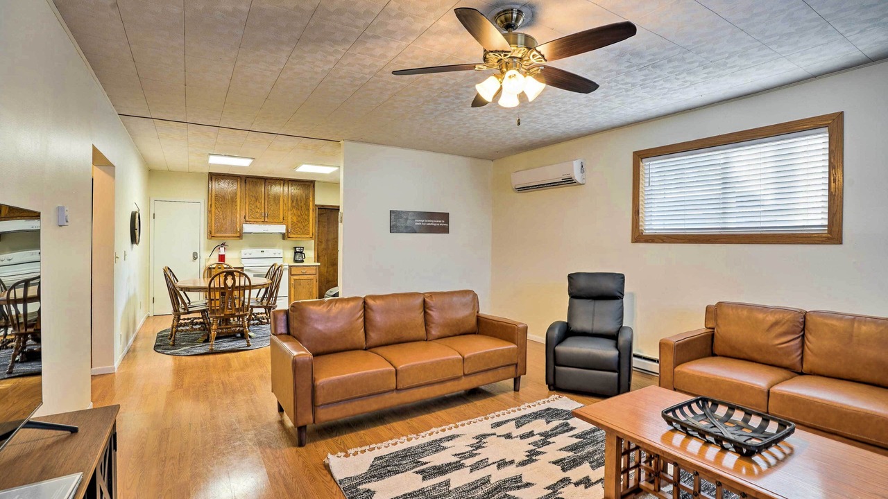 Photo of Livingroom in Medora