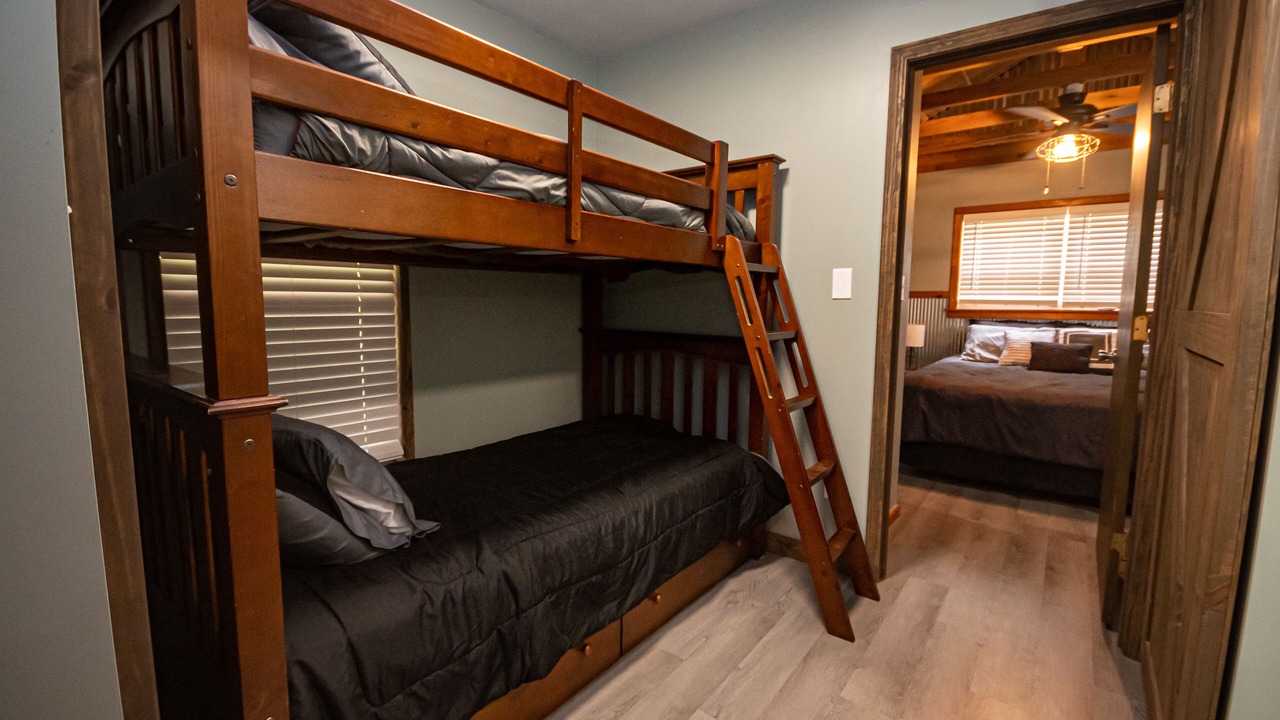 Photo of Bedroom in Board Camp