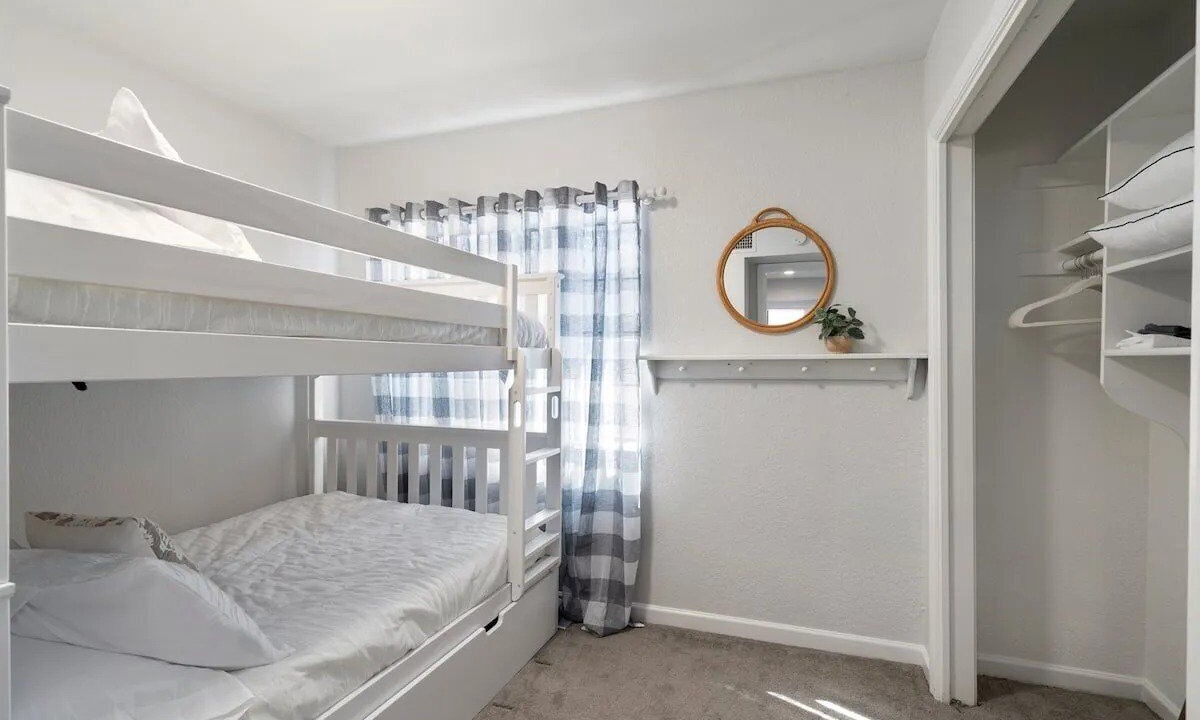 Photo of Bedroom in Mesa