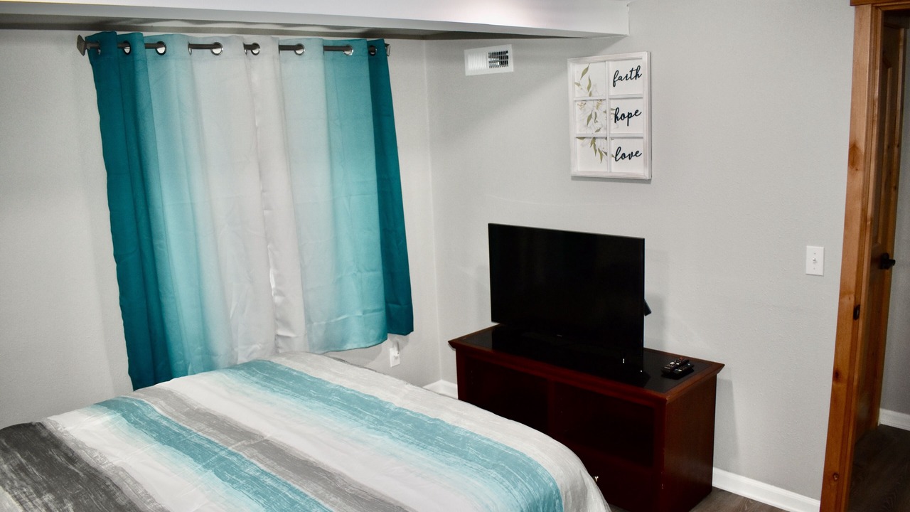 Photo of Bedroom in Kellogg