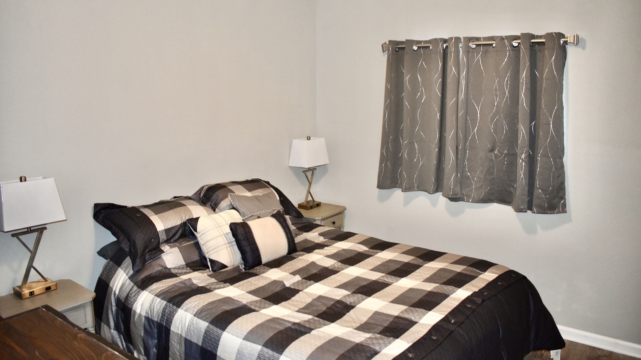 Photo of Bedroom in Kellogg