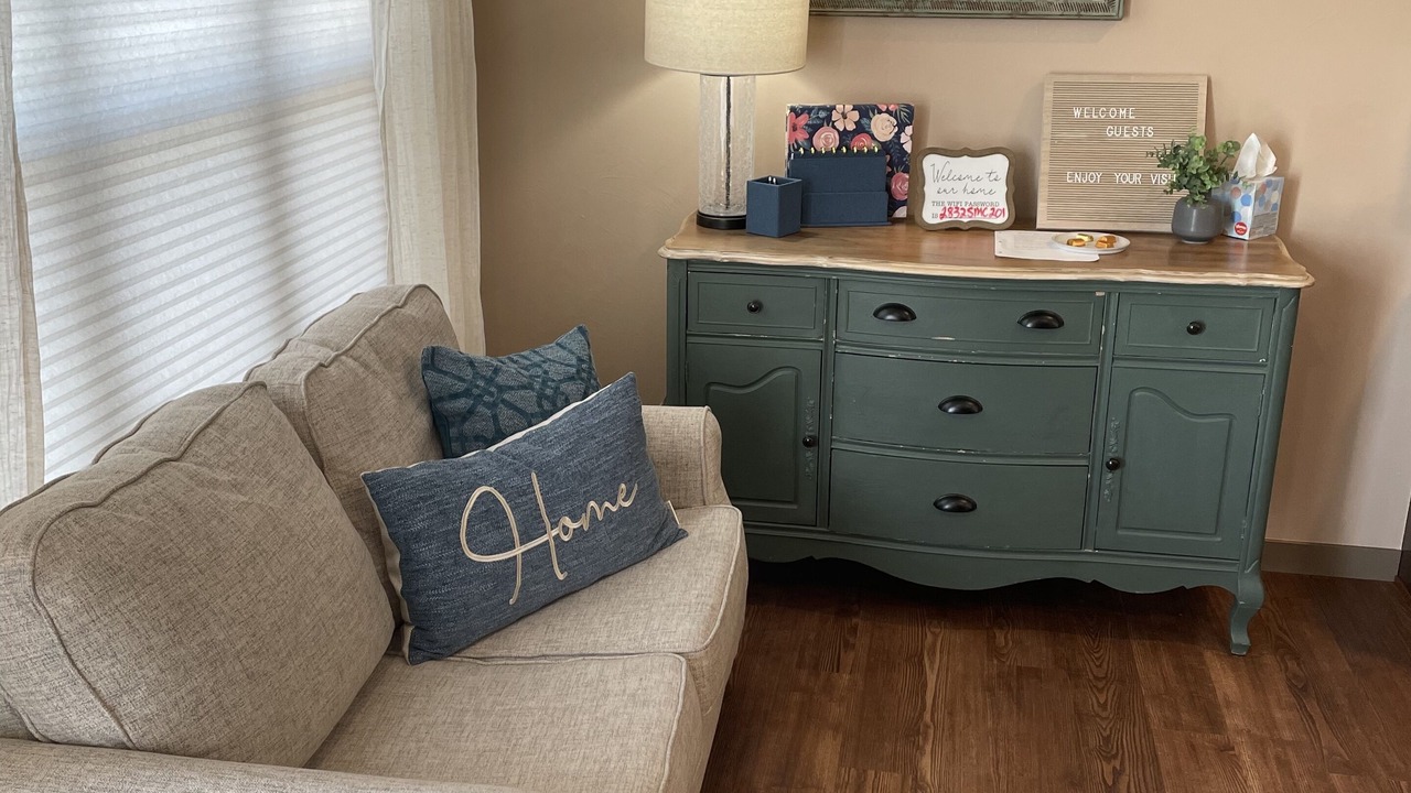 Photo of Livingroom in Helena West Side