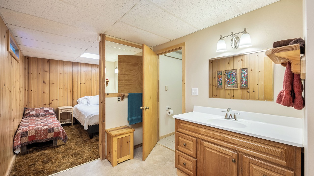Photo of Bedroom in Star Valley Ranch
