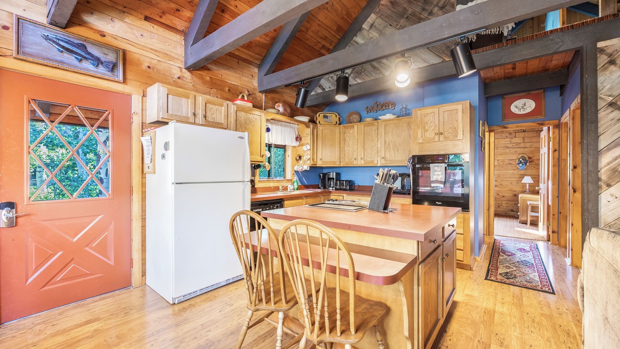 Photo of Kitchen in Star Valley Ranch