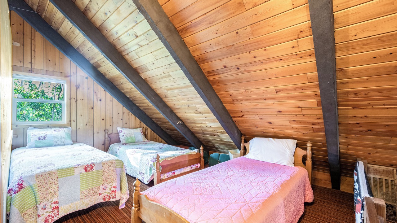 Photo of Bedroom in Star Valley Ranch