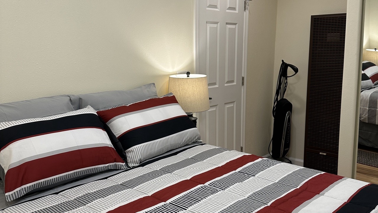 Photo of Bedroom in Twin Falls County