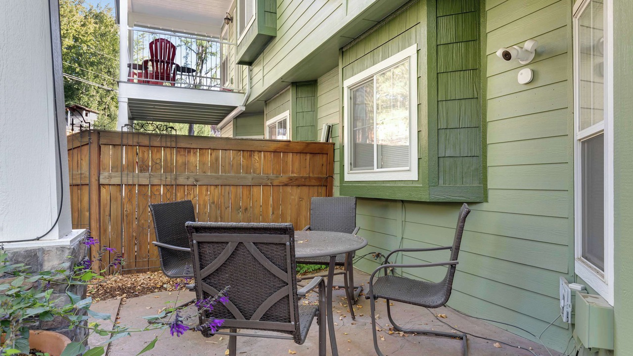 Photo of Outdoor in East End