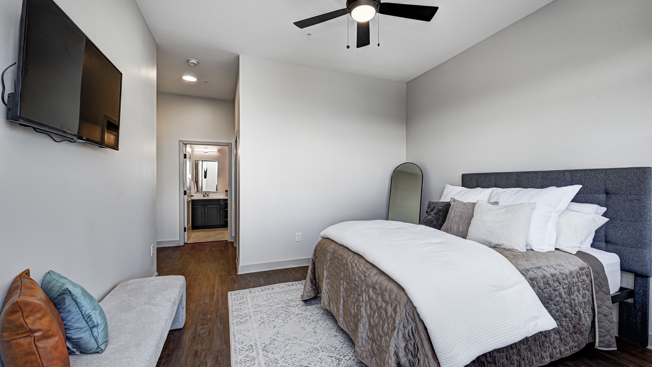 Photo of Bedroom in Speedway