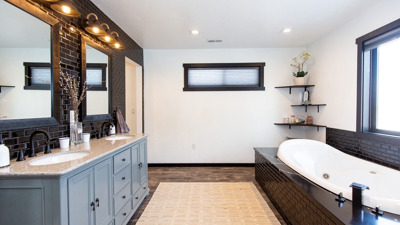 Photo of Bathroom in Ennis