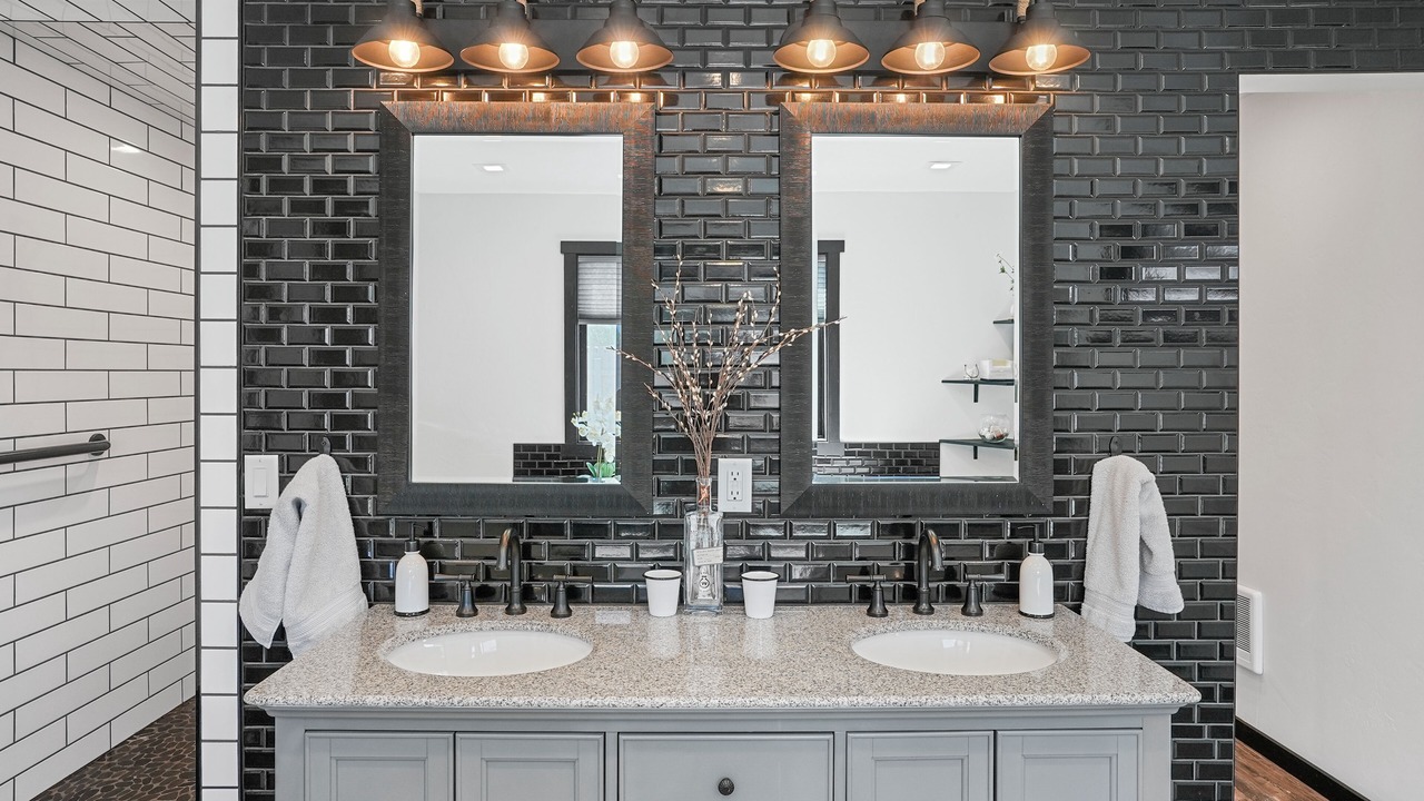 Photo of Bathroom in Ennis