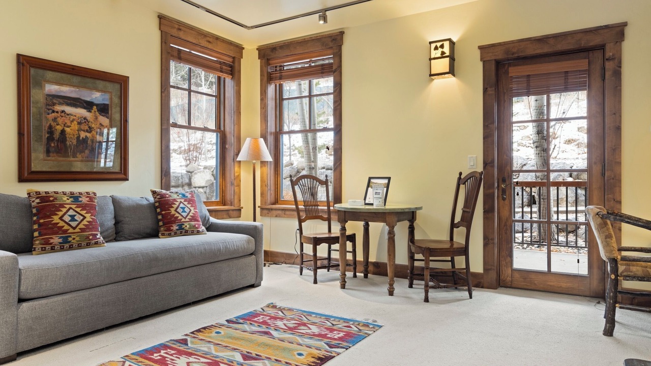 Photo of Livingroom in Jackson