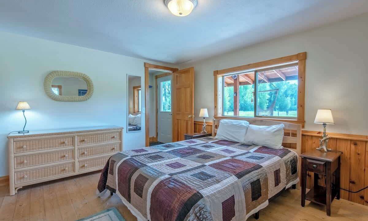 Photo of Bedroom in Tetonia