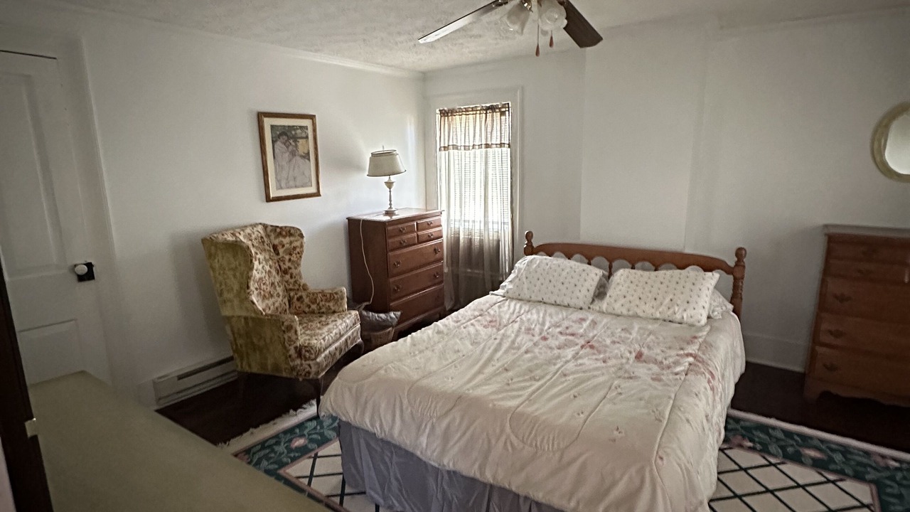 Photo of Bedroom in Glouster