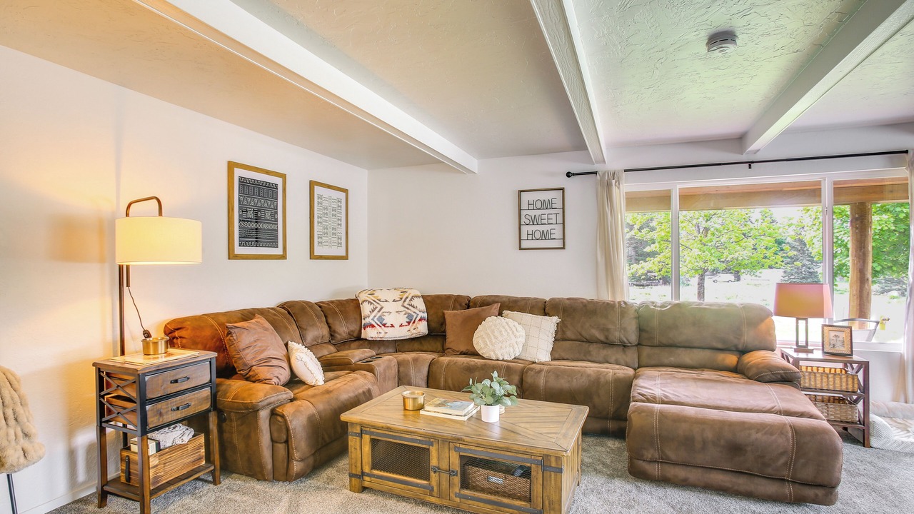 Photo of Livingroom in Spirit Lake