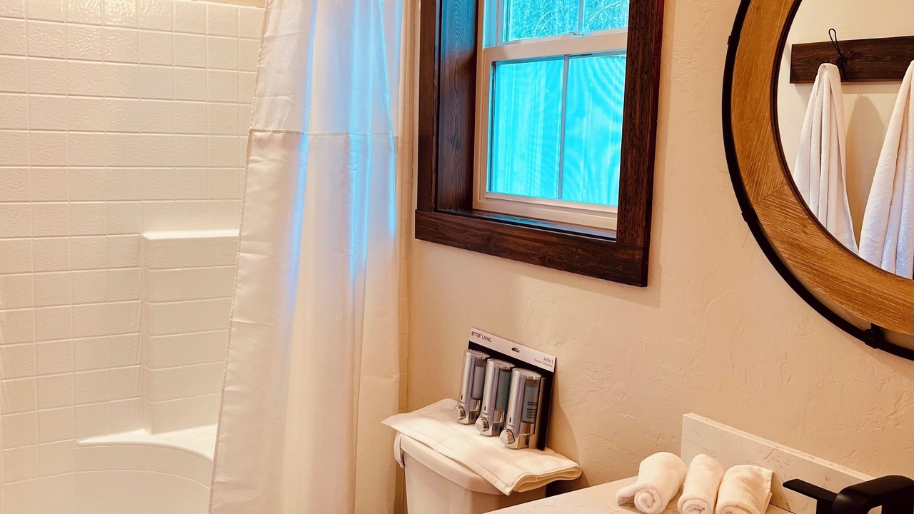 Photo of Bathroom in Lakeside