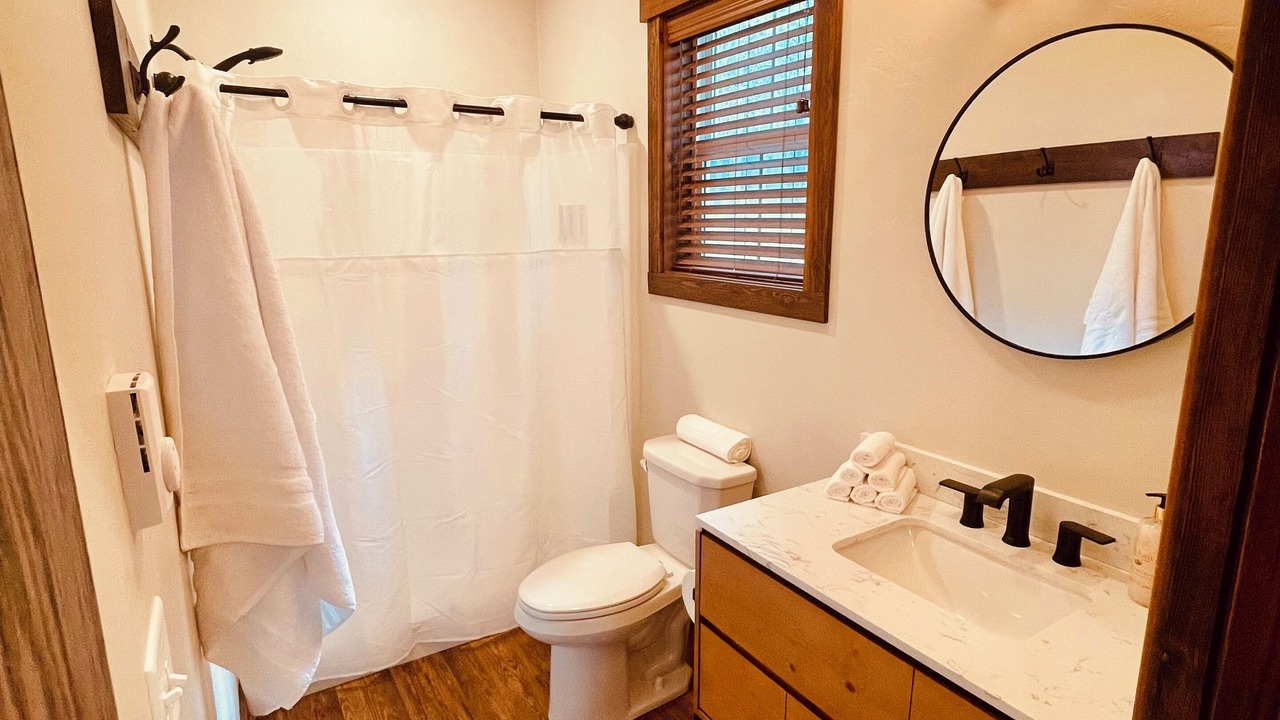 Photo of Bathroom in Lakeside