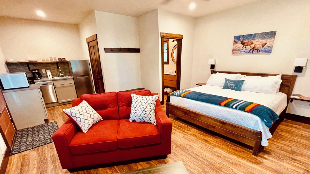 Photo of Bedroom in Lakeside