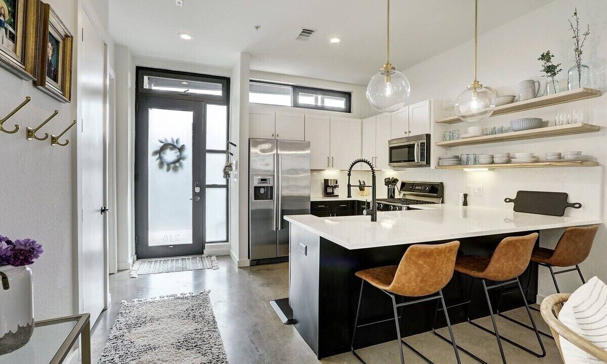 Photo of Kitchen in South Lamar