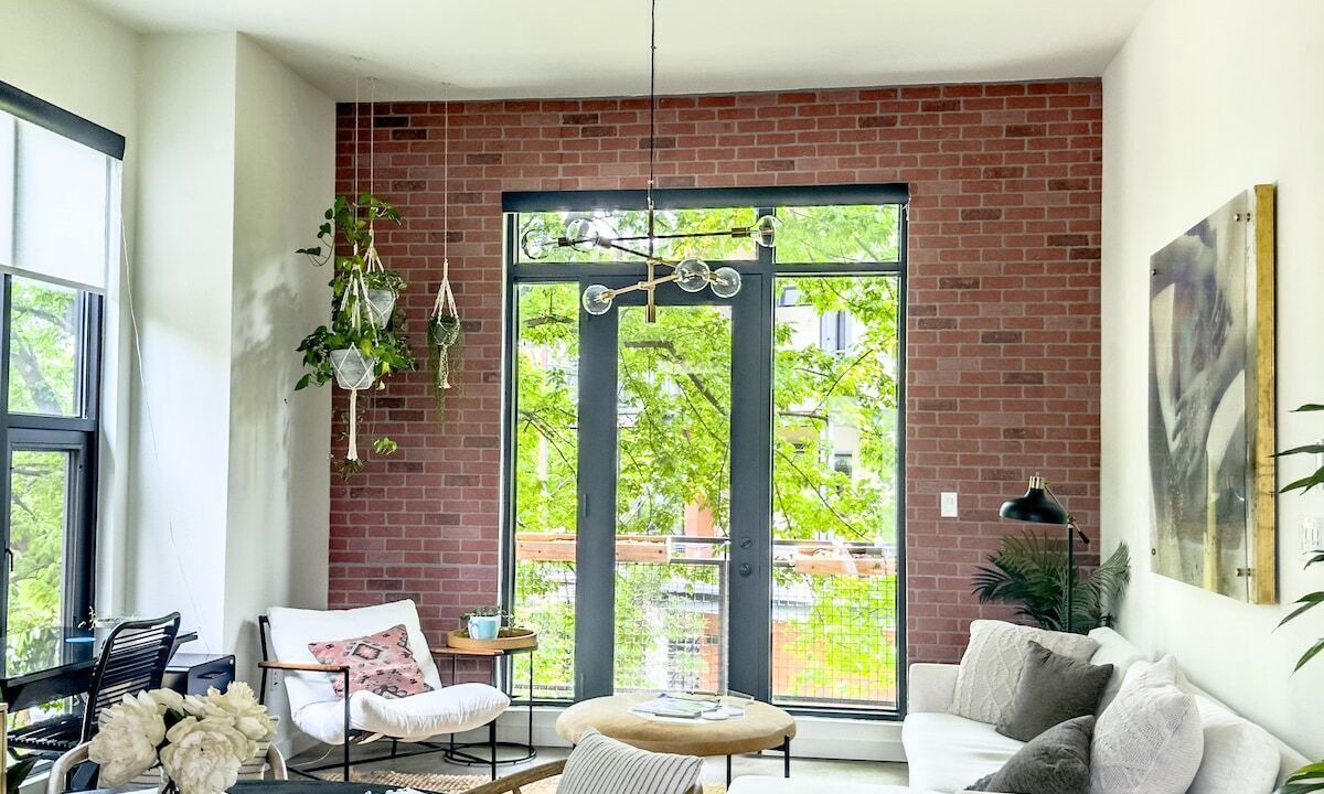 Photo of Livingroom in South Lamar