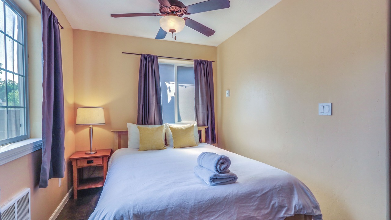 Photo of Bedroom in Garden District