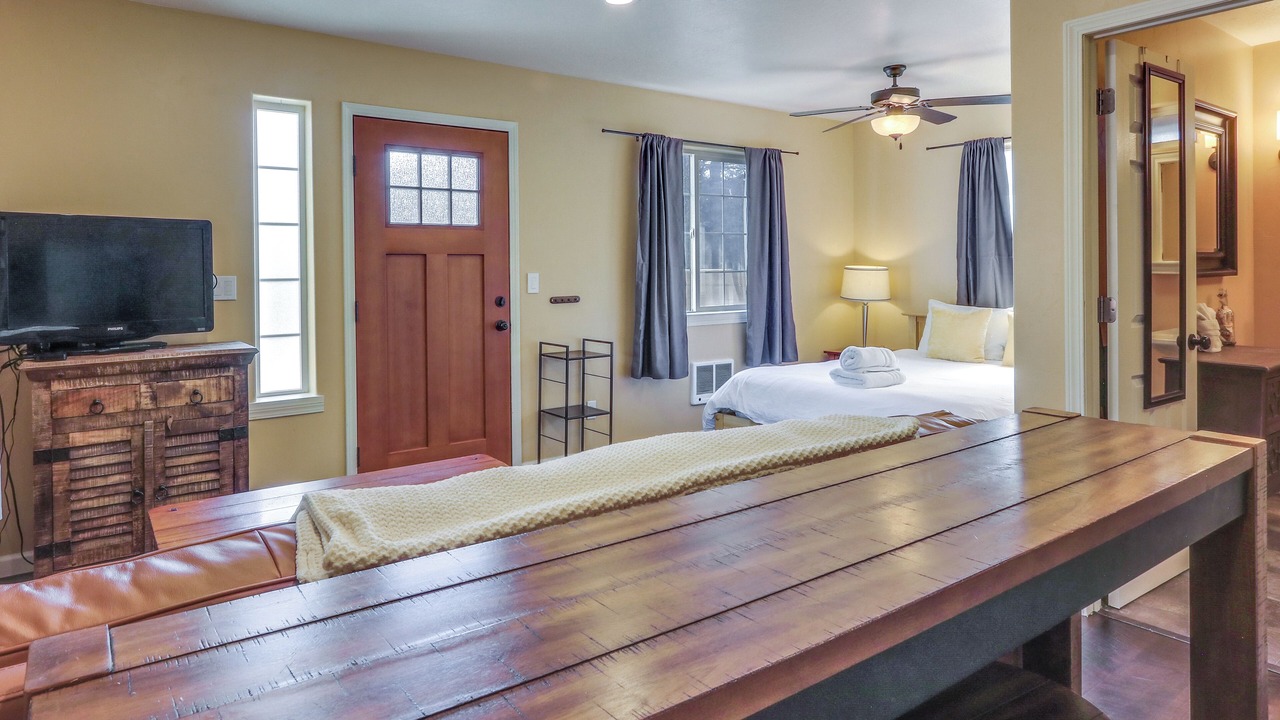 Photo of Bedroom in Garden District