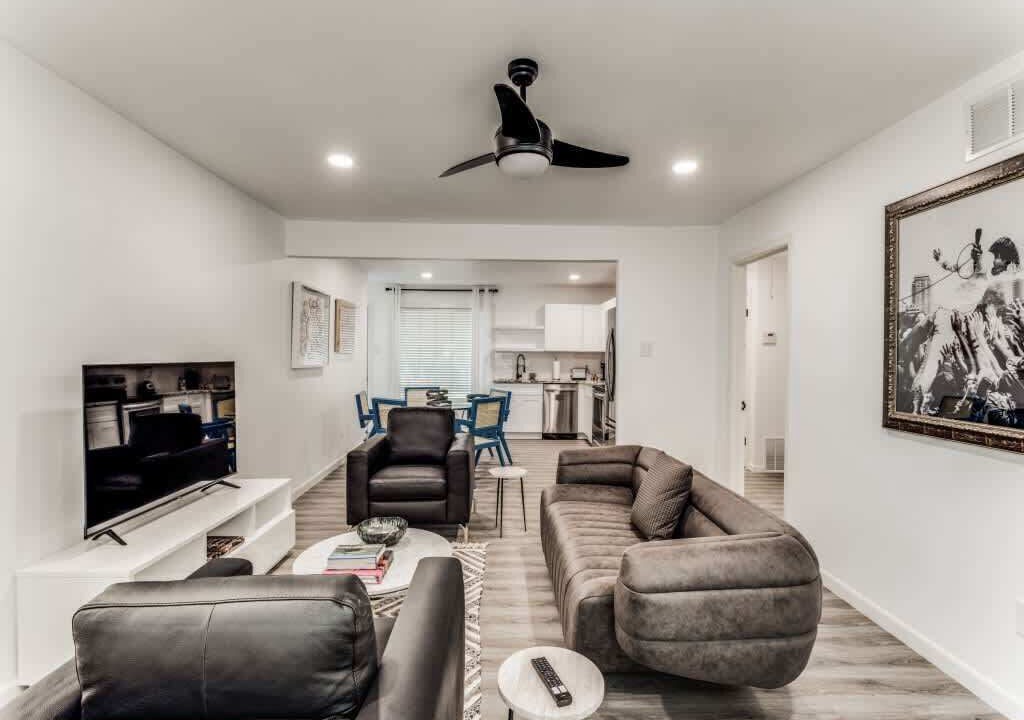 Photo of Livingroom in North Dallas