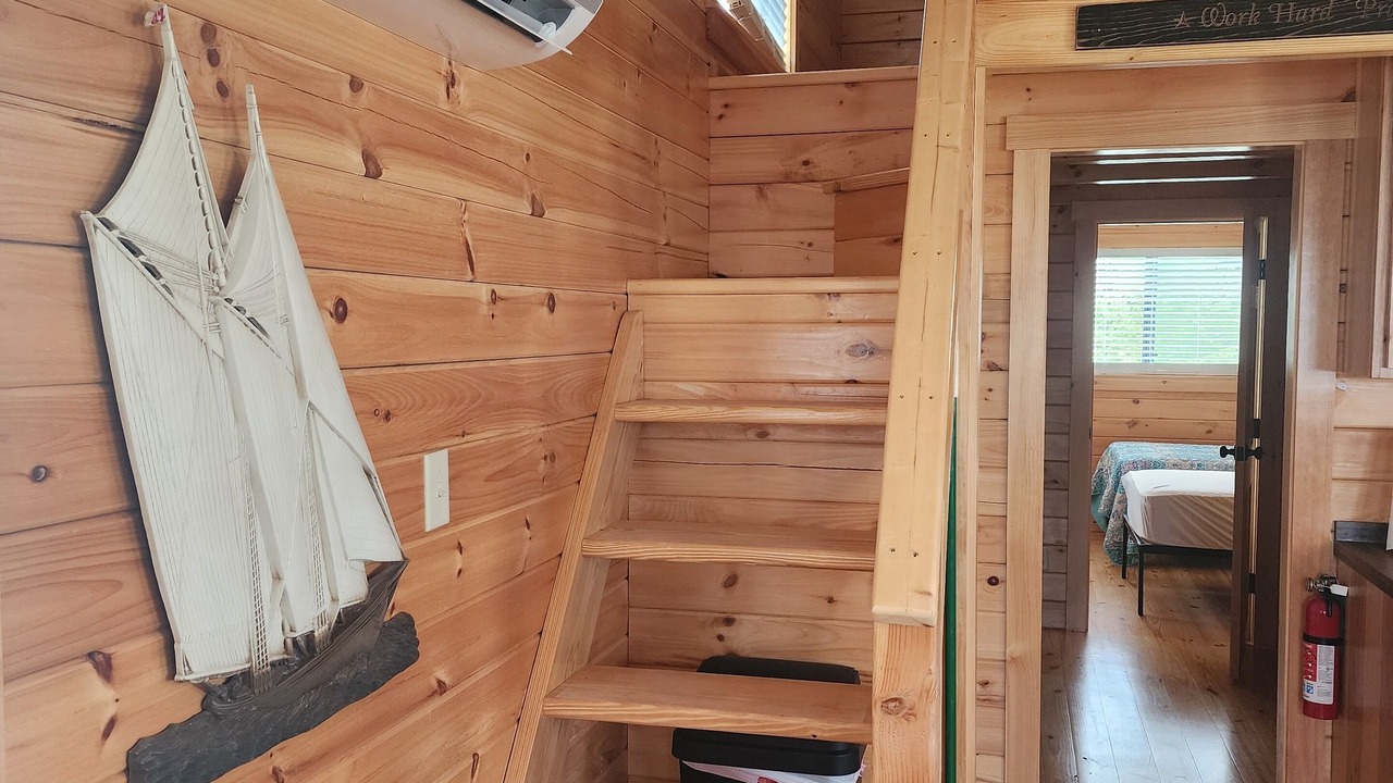 Photo of Bedroom in Core Creek
