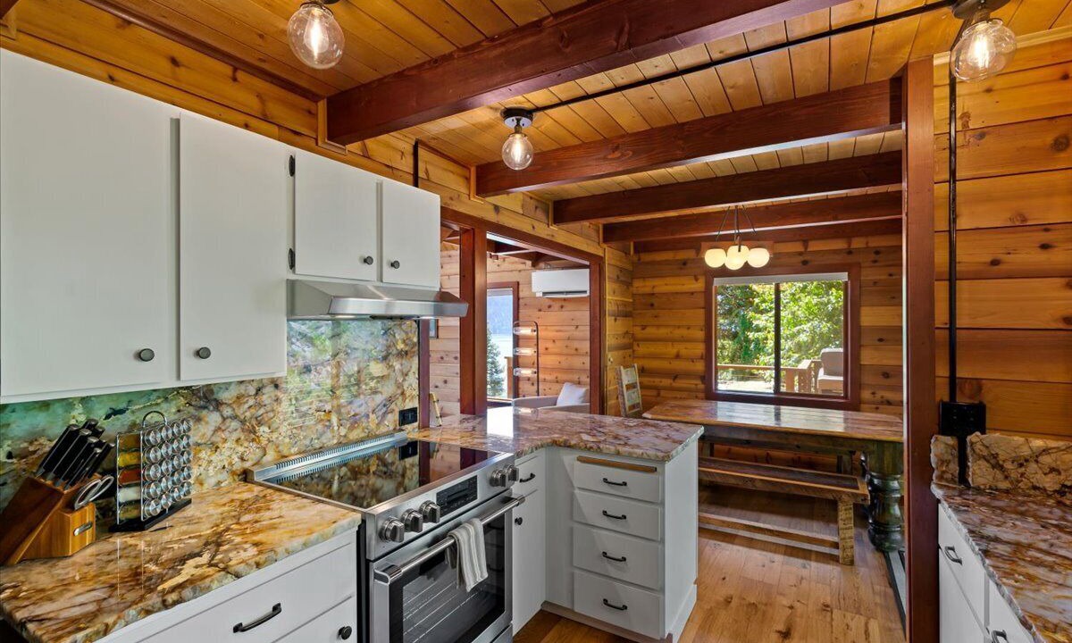 Photo of Kitchen in Bayview