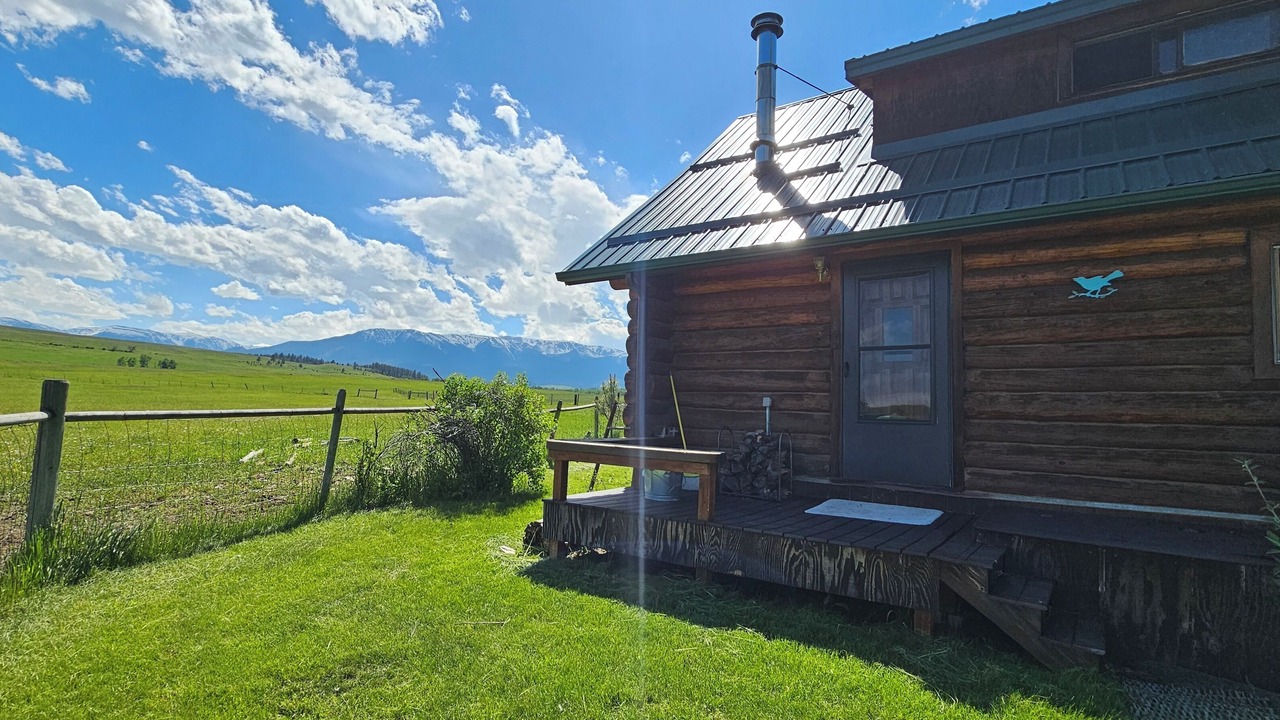 Photo of Patio Balcony in Fishtail