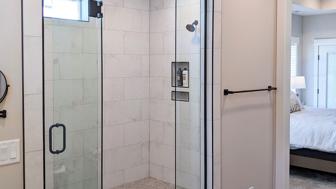 Photo of Bathroom in Sugar City