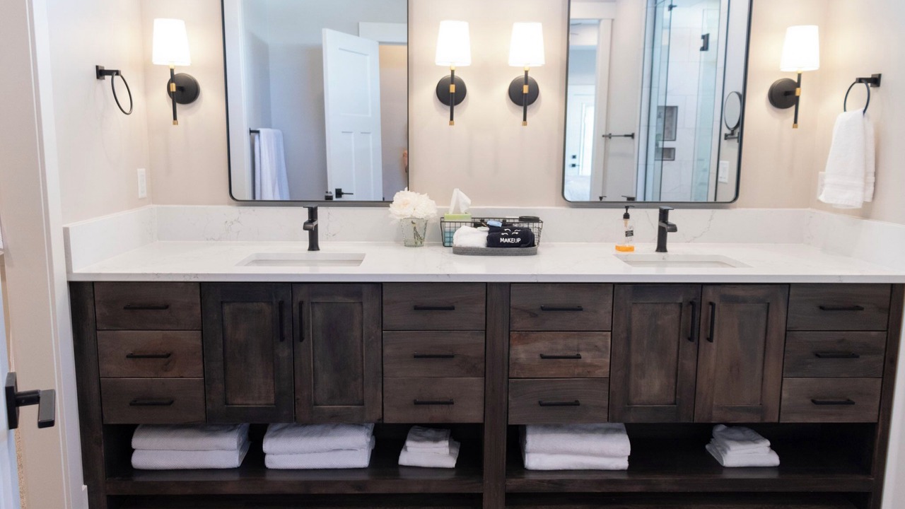 Photo of Bathroom in Sugar City