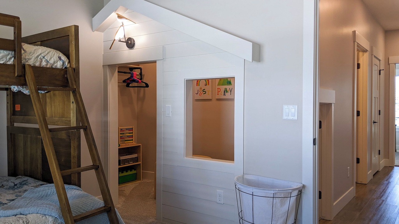 Photo of Bedroom in Sugar City