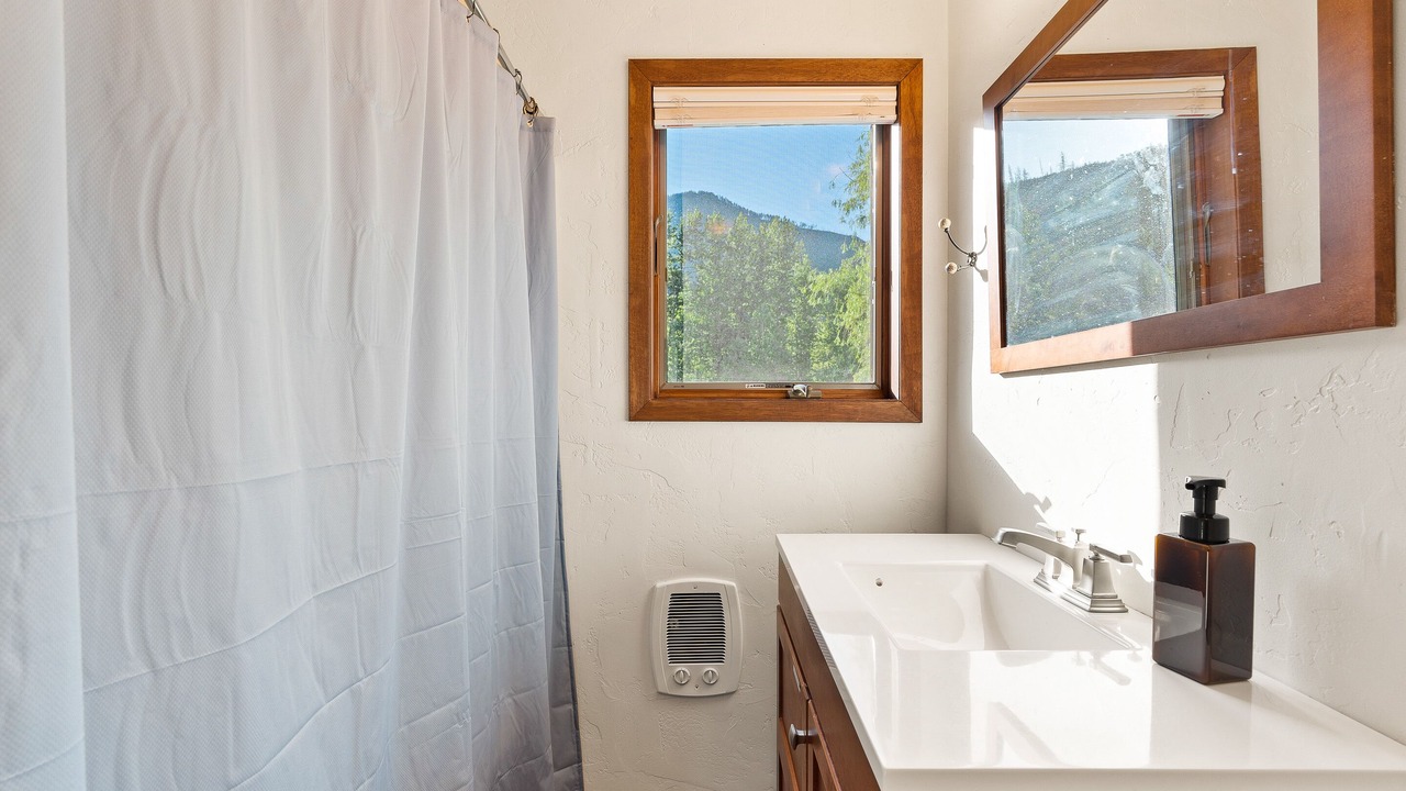 Photo of Bathroom in West Glacier