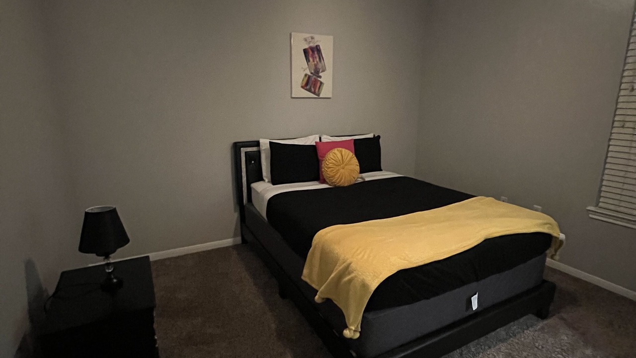 Photo of Bedroom in Atascocita