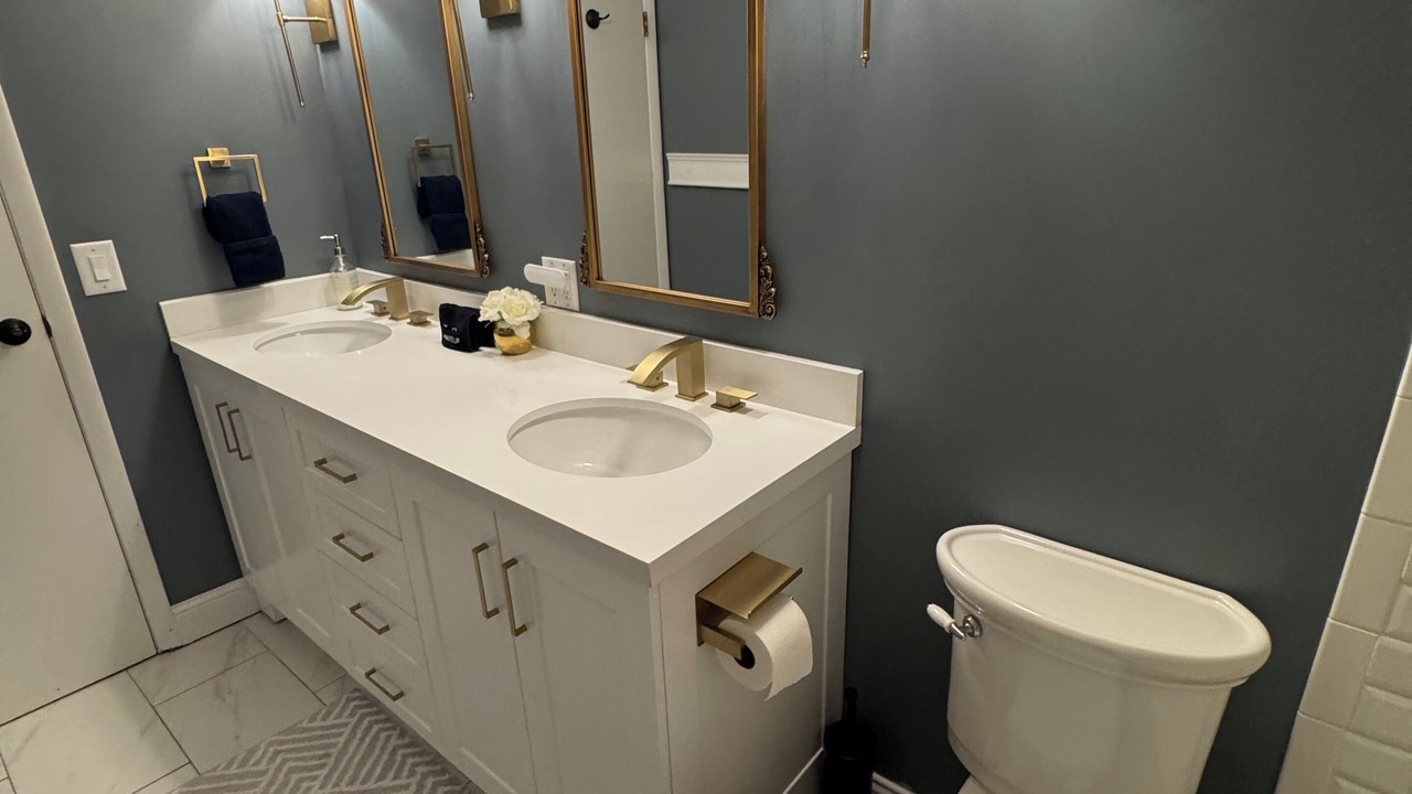 Photo of Bathroom in Dubuque