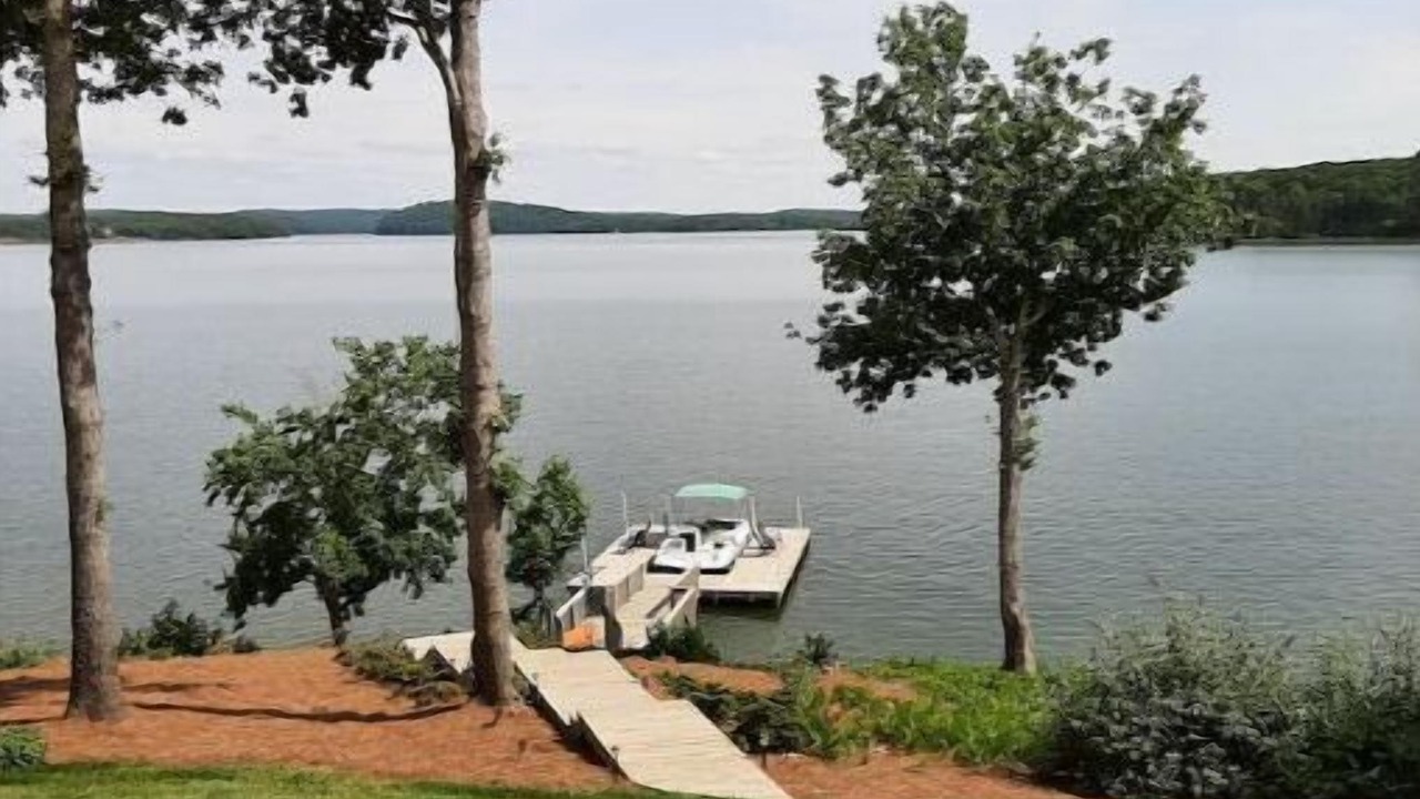 Photo of Outdoor in New London