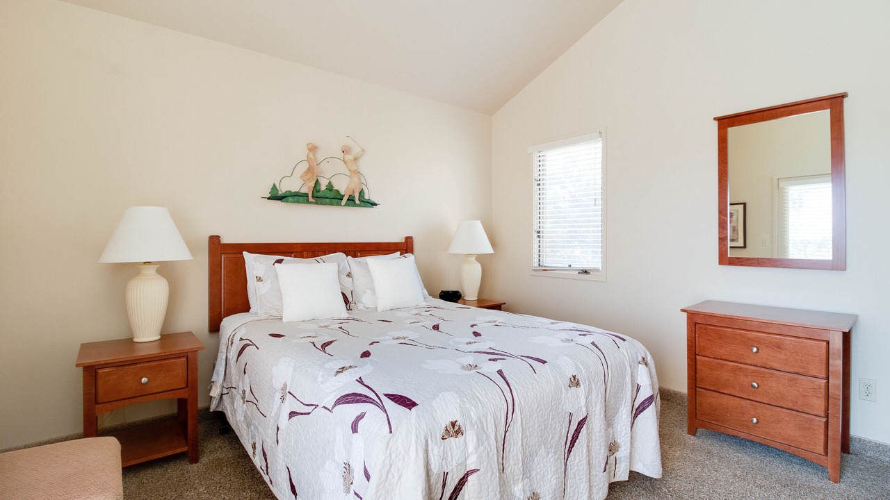 Photo of Bedroom in Redmond