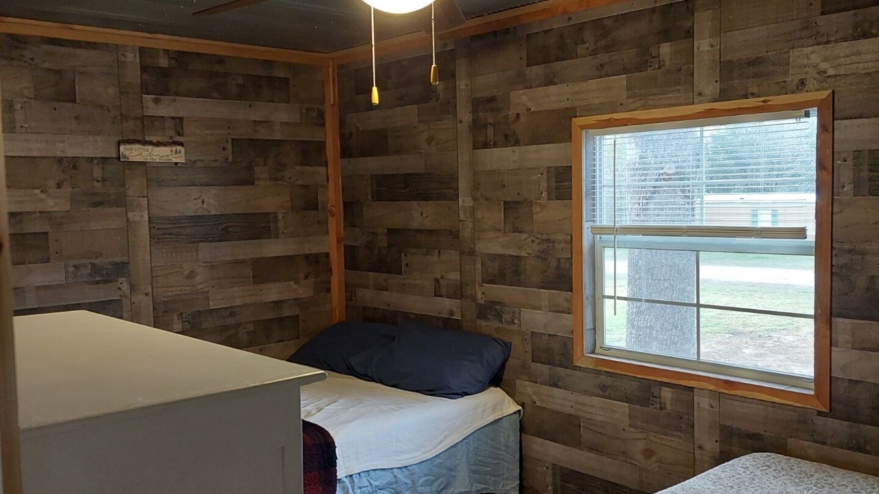Photo of Bedroom in Yellville