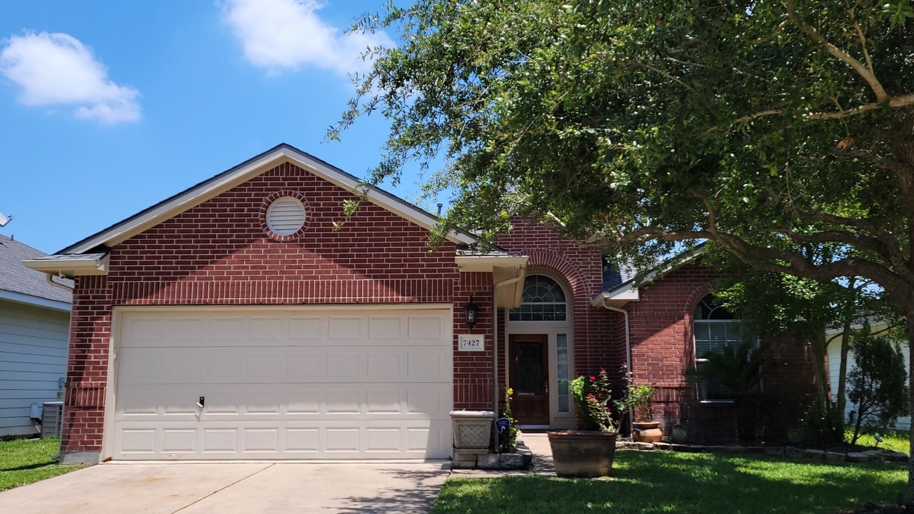 Photo of Outdoor in Clodine
