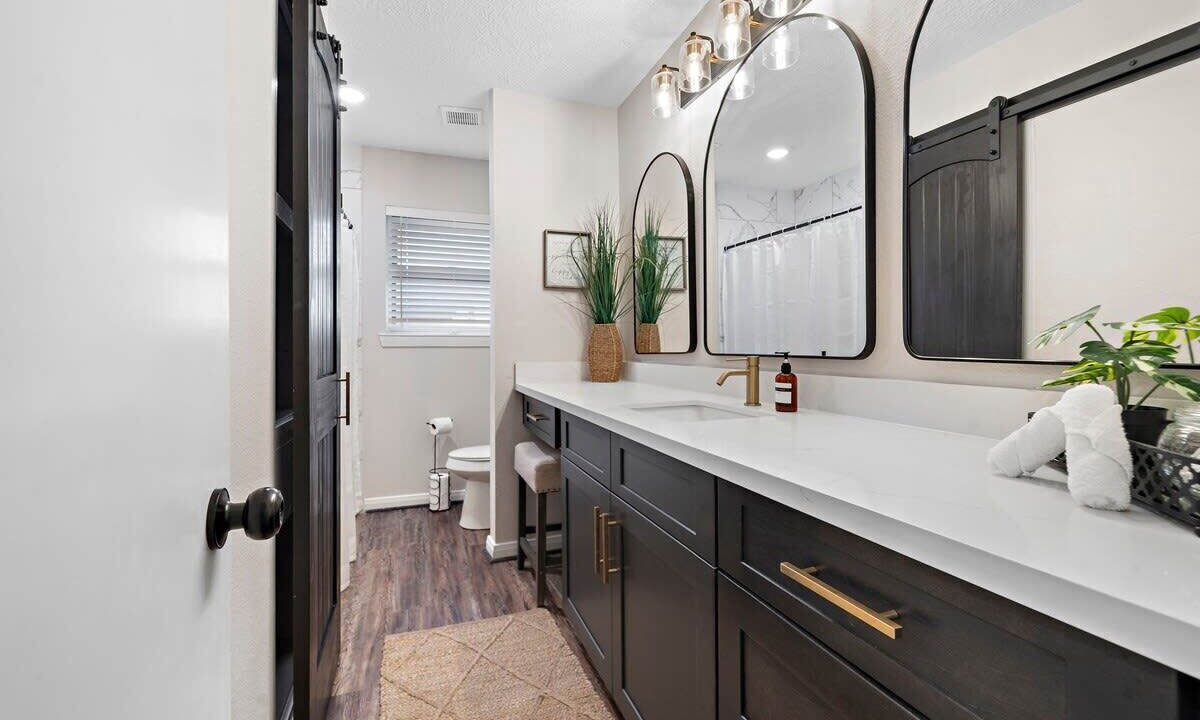 Photo of Bathroom in Deer Park